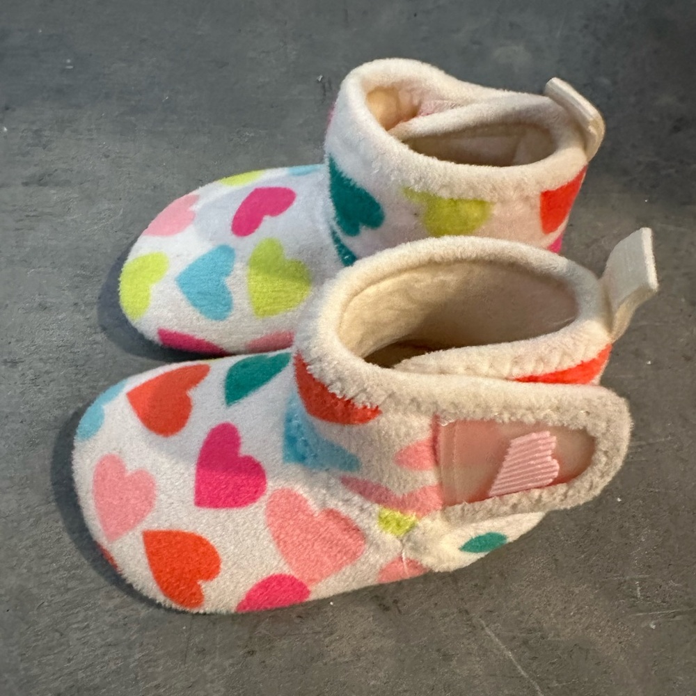 Colorful Heart Pattern Kids Shoes - Picture 4 of 5